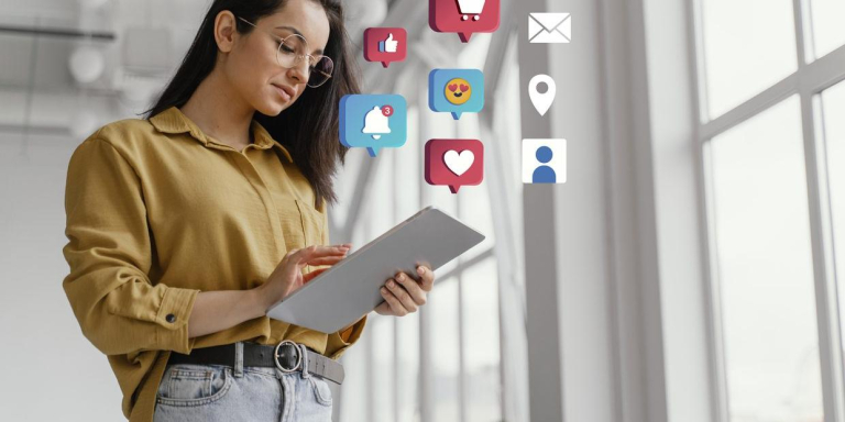 Decisão de compra: fases, fatores de influência e alavancas de marketing